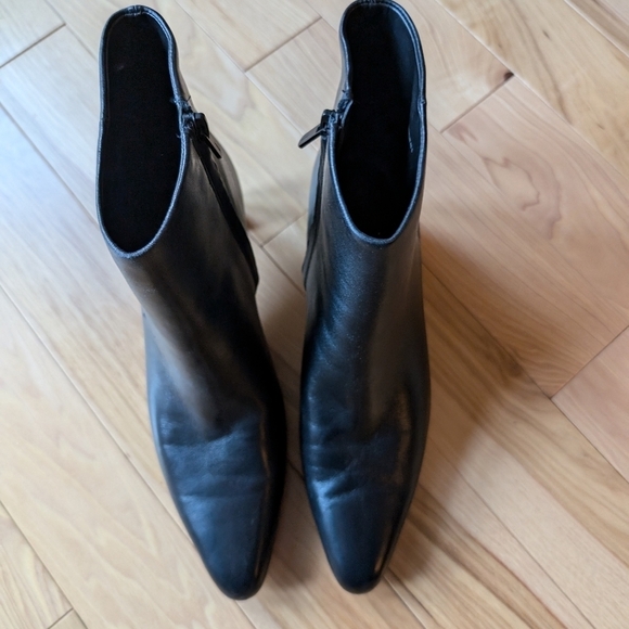 Vince Hilda black boots sz 9.5 NWOT - Picture 10 of 13